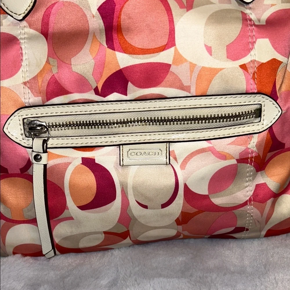 COACH F23970 Mia Daisy Kaleidoscope Purse